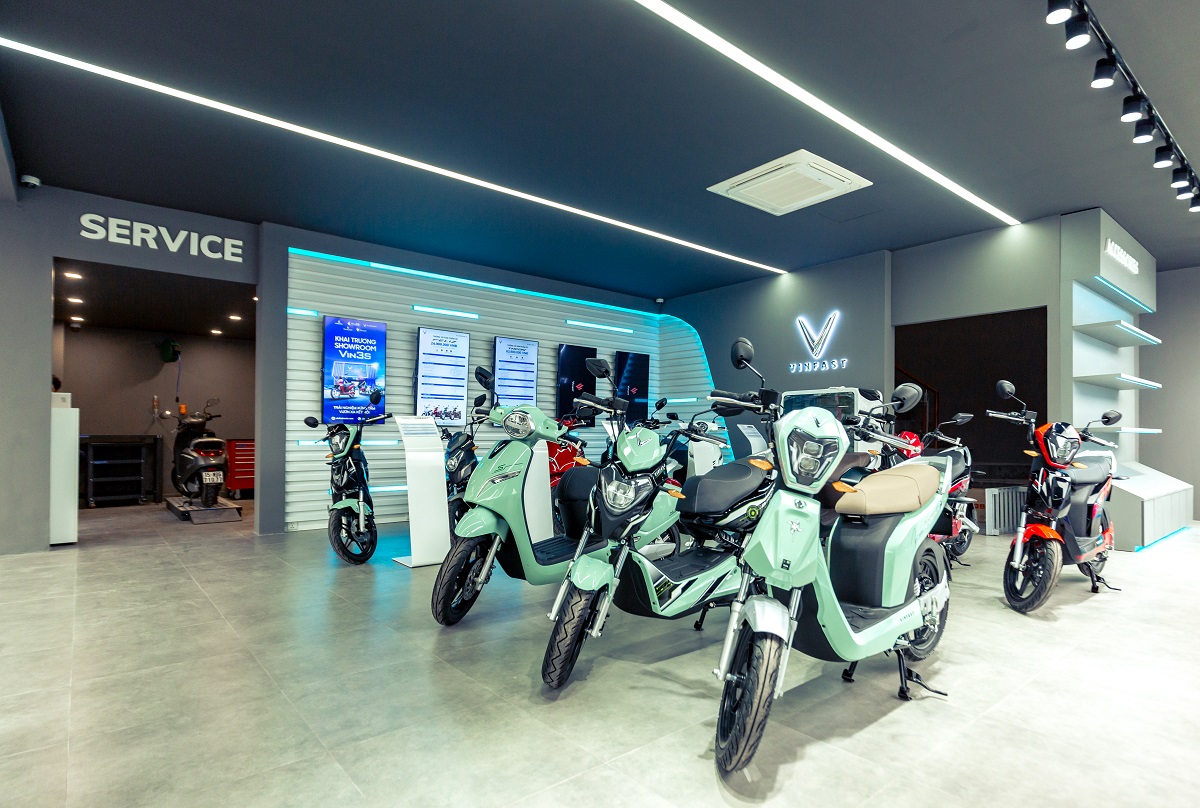khai trương showroom Vinfast