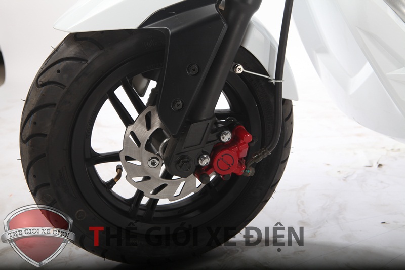 Bánh trước xe điện Xmen GT Aima