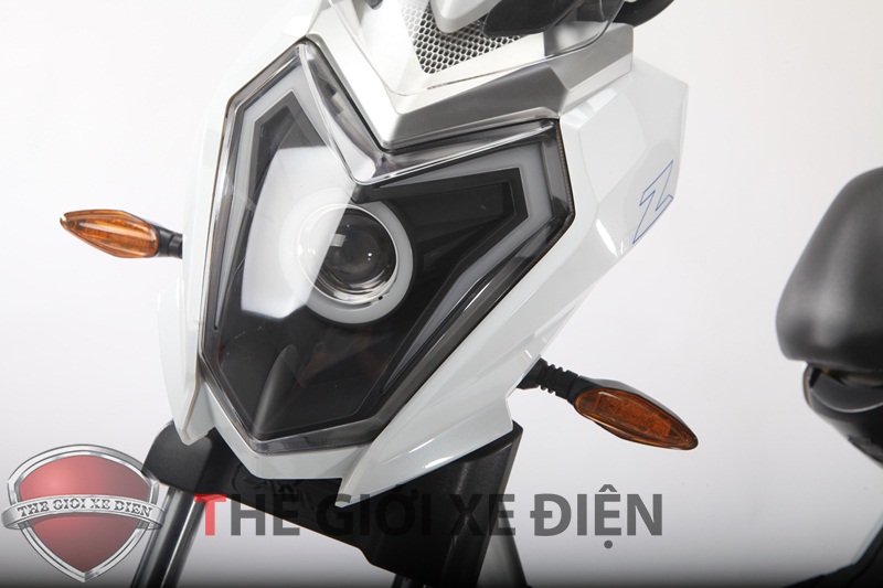 Đèn xe điện Xmen GT Aima
