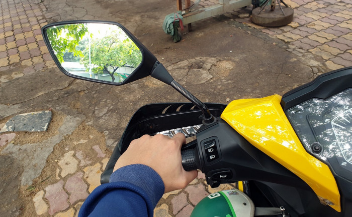 gương chiếu hậu xe máy 50cc