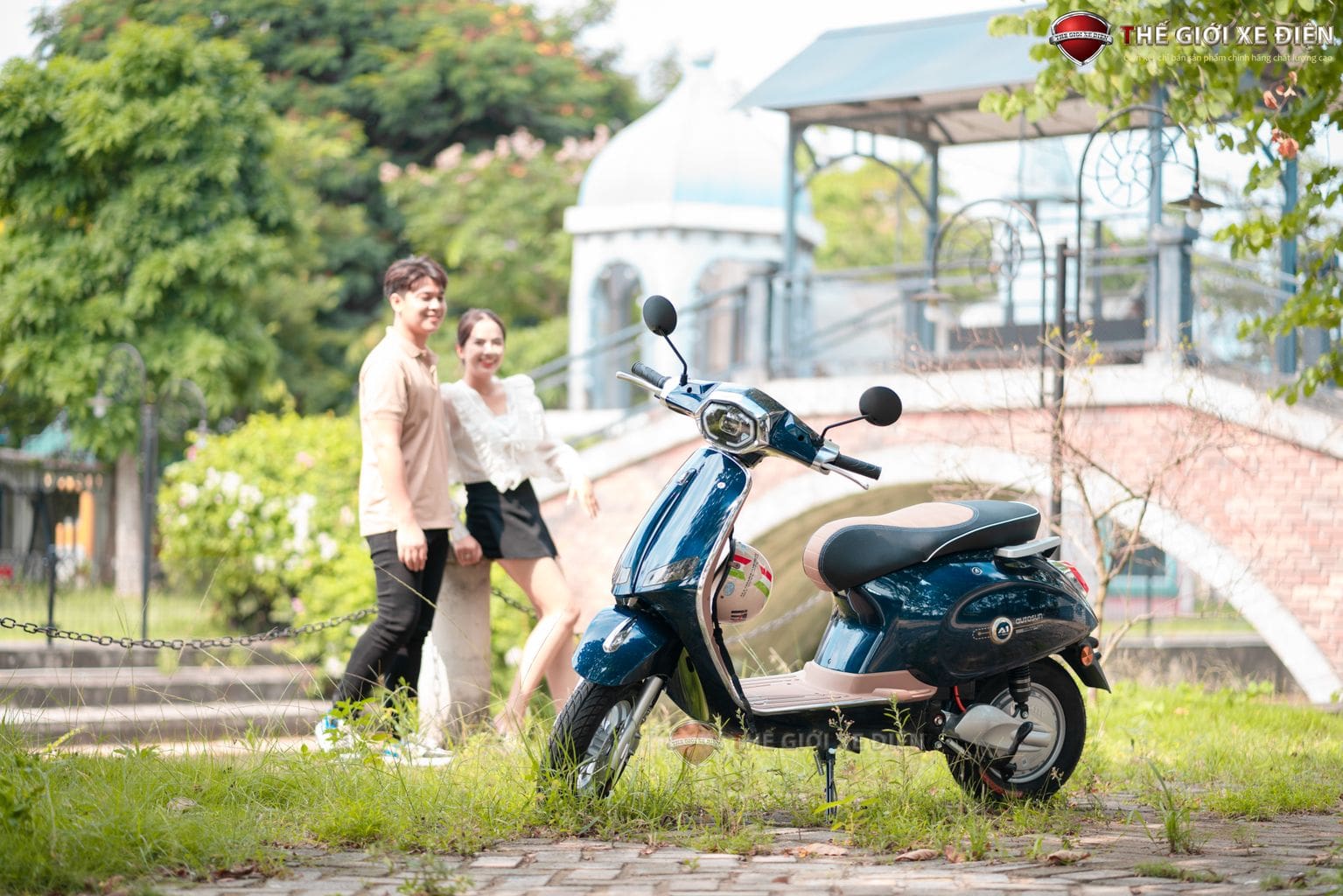 Xe máy điện sang chảnh
