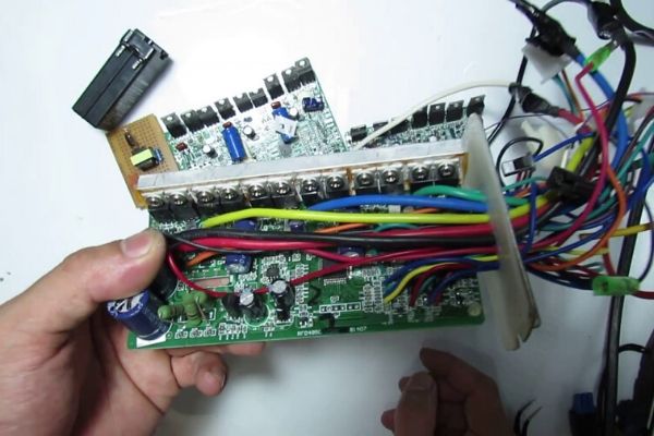 Thiết bị IC bị hỏng
