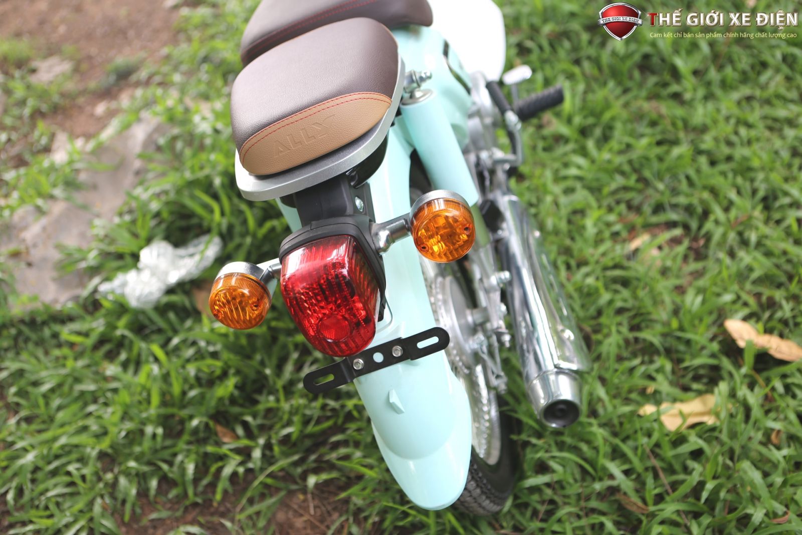 yên xe máy 50cc cub new đèn led