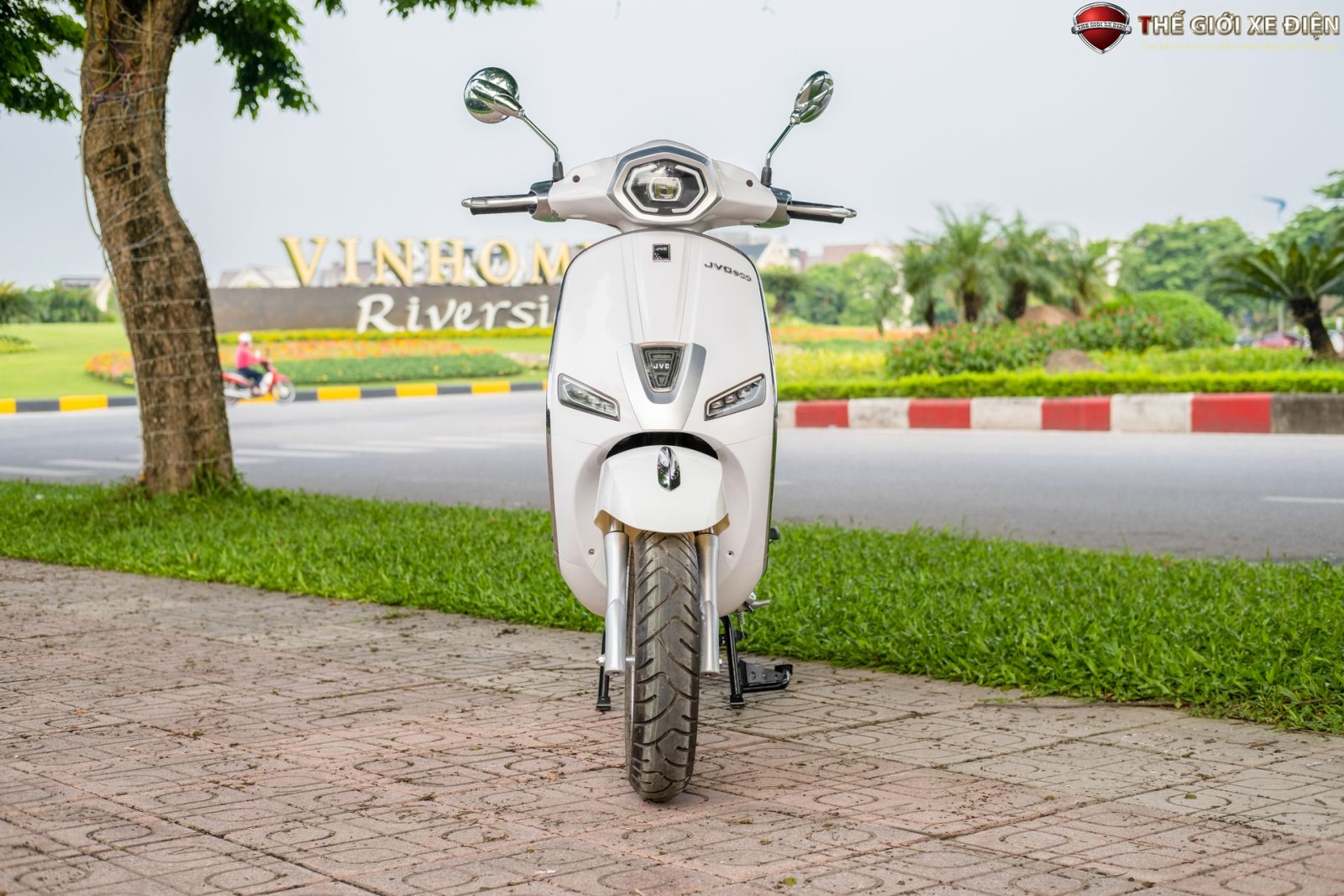 xe điện jvc vespa plus 2020