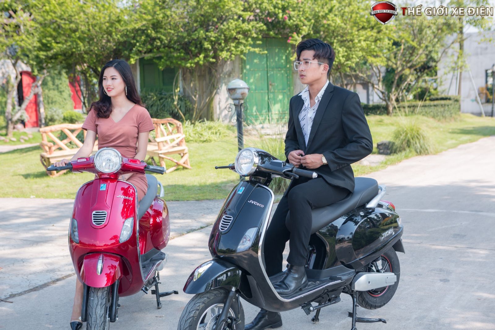 xe máy điện vespa jvc