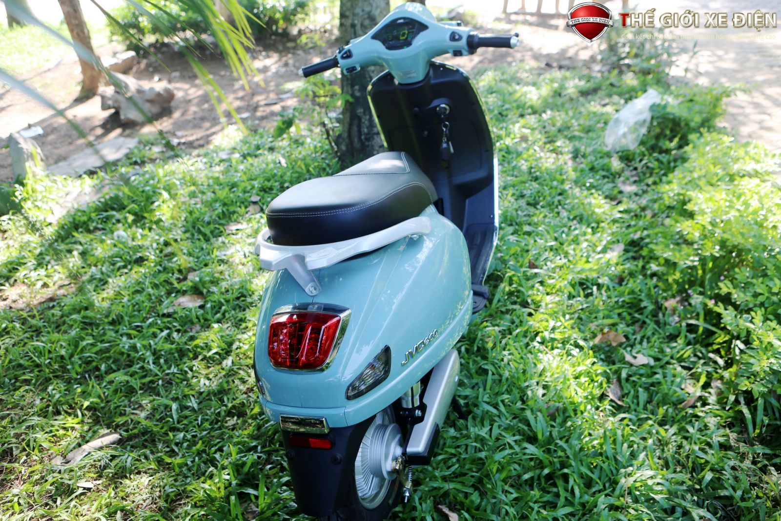 ảnh chi tiết xe điện jvc vespa