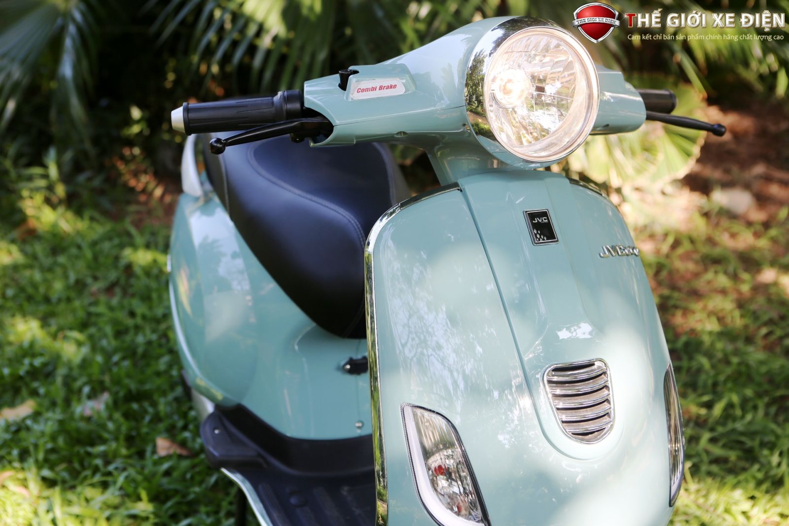 ảnh chi tiết xe điện jvc vespa