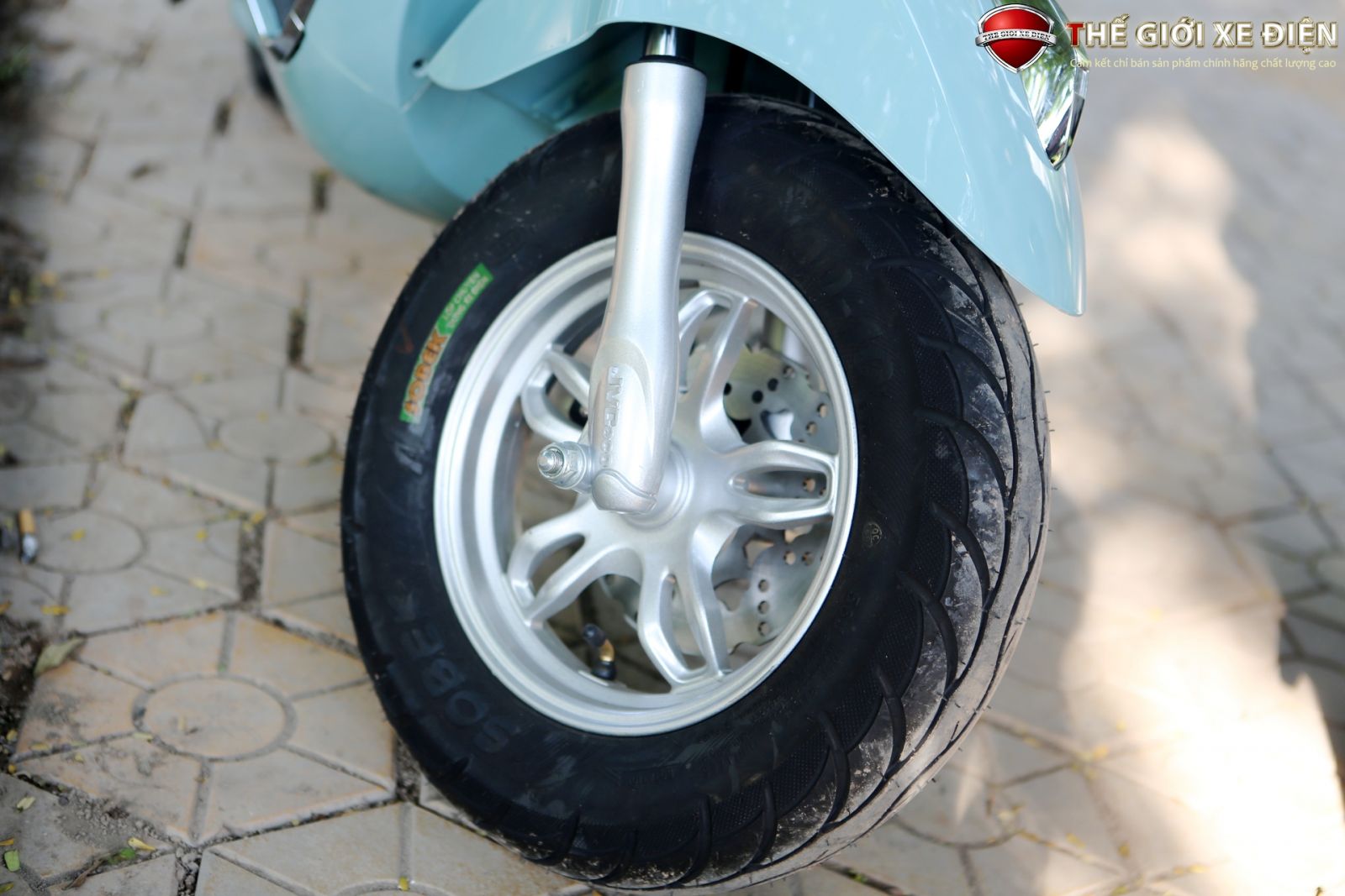 ảnh chi tiết xe điện jvc vespa