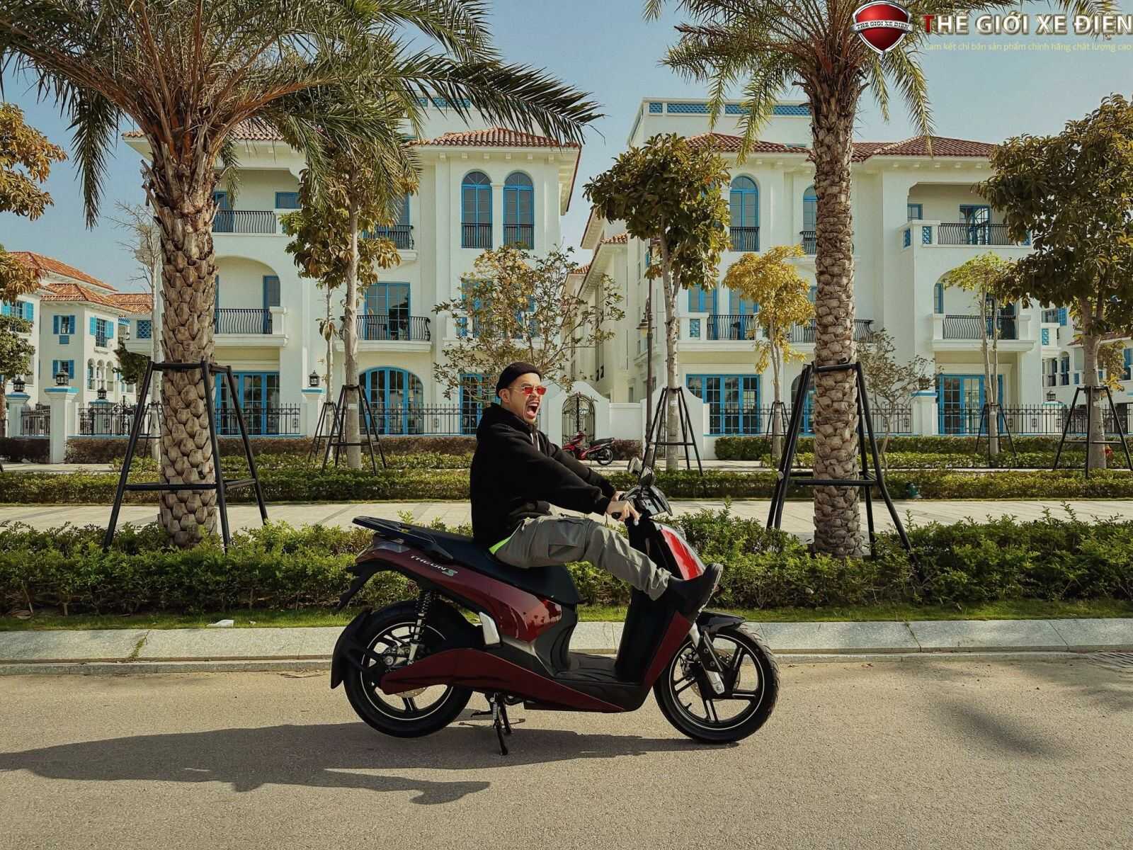 xe máy điện vinfast theon s