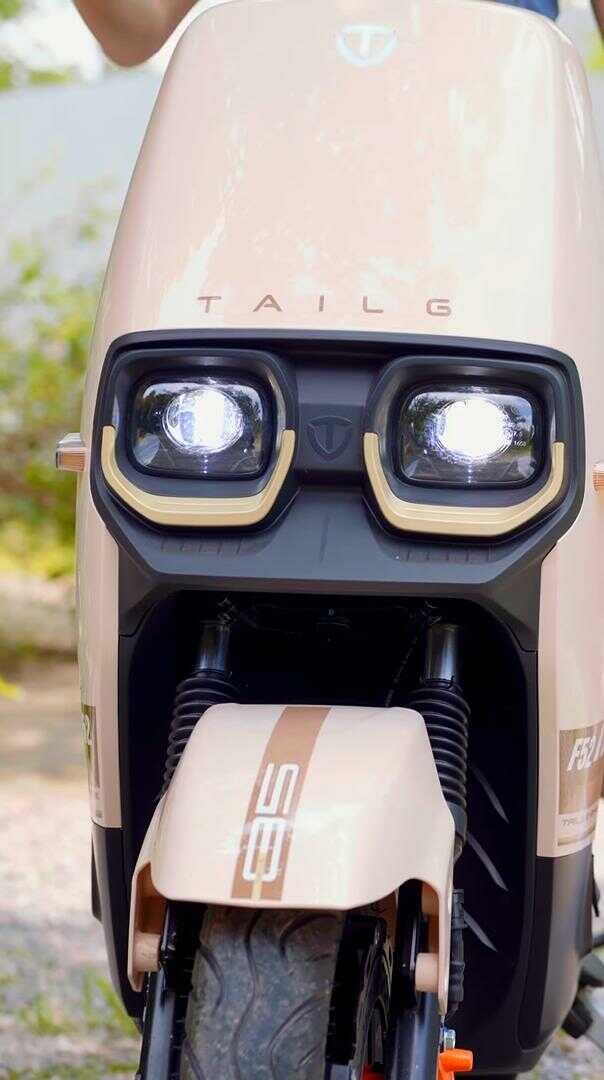 đèn tailg power f52