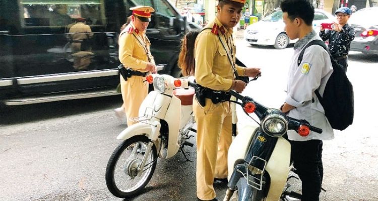 giấy tờ đi xe máy 50cc