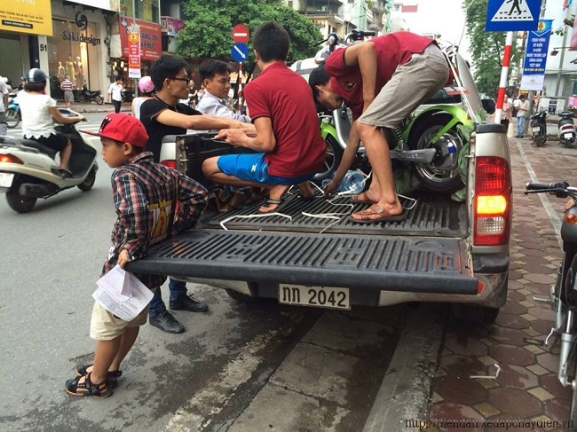 Xe đạp điện Nijia chính hãng màu xanh chuối vận chuyển qua LÀO 1