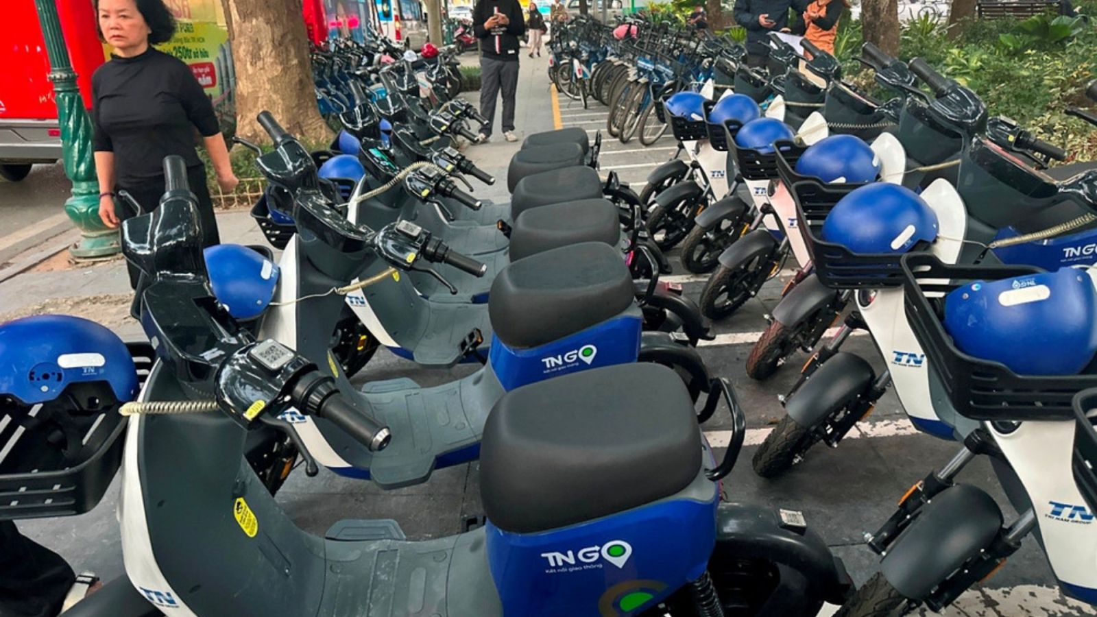 Lợi ích mà xe đạp điện công cộng mang đến cho giao thông Hà Nội