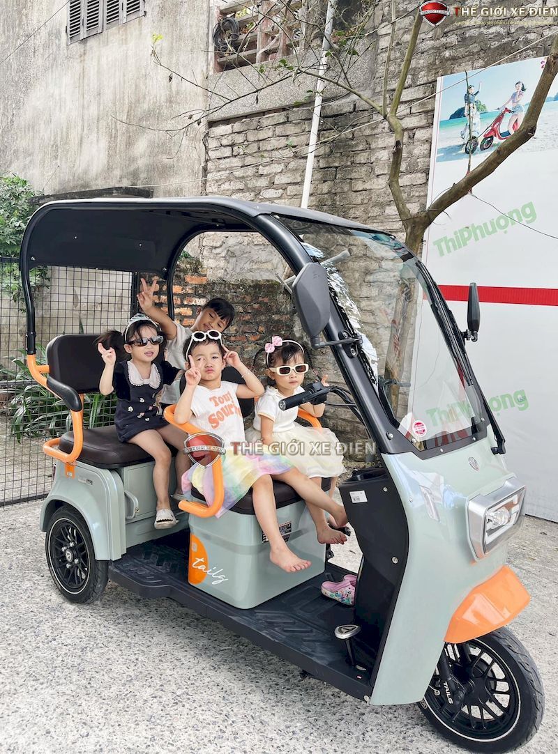 xe điện 3 bánh Classic Sport có mái che