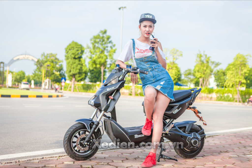 Xe máy điện Xmen Yadea 5-2015 
