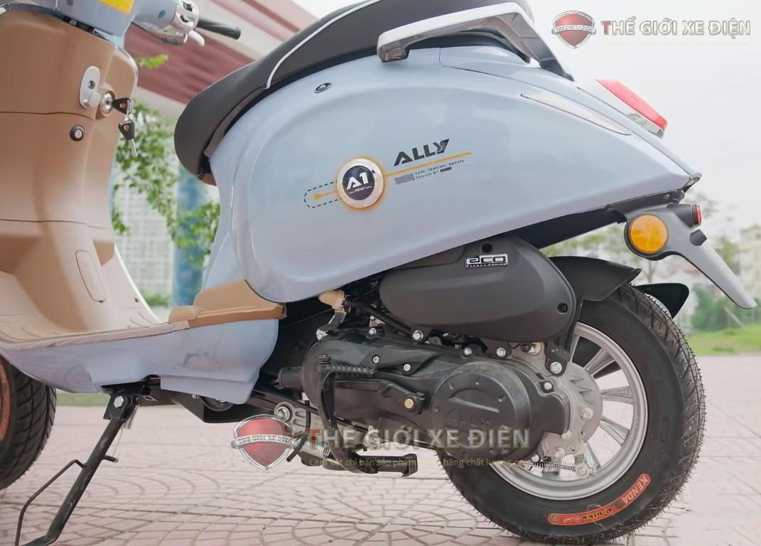 xe ga 50cc Vespa Ally A1 Japan