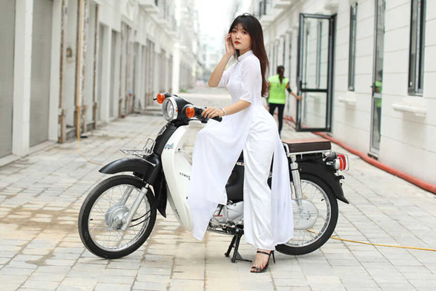 Xe số 50cc Cub cho học sinh nữ