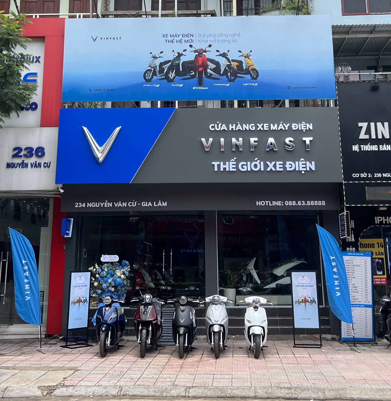 khai trương showroom Vinfast
