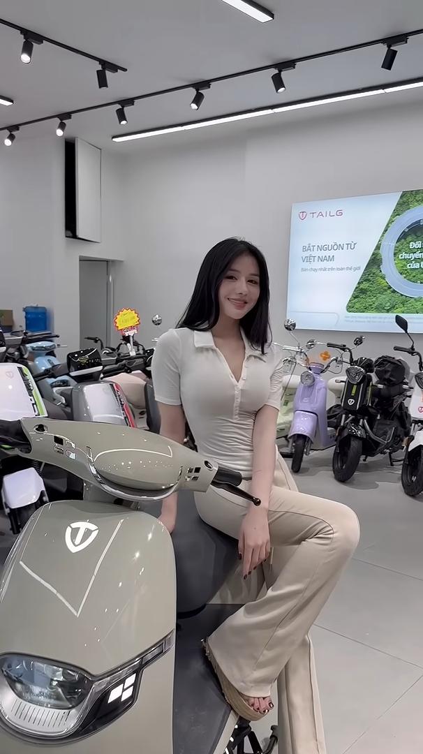 Xe Máy Điện TAILG Venus R53 Có Làm Bạn Say Đắm