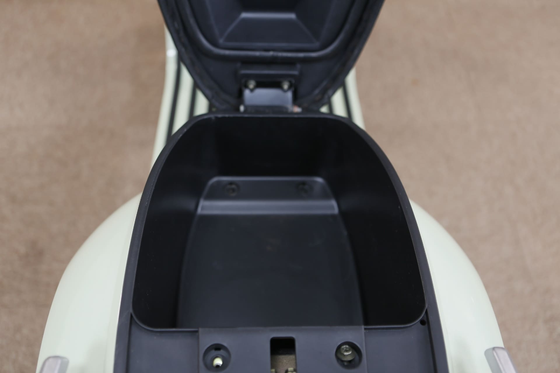 Xe Máy Điện Dibao Tesla Chic Q