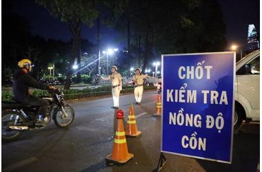 MUA XE ĐIỆN, XE MÁY 50CC CHO CON - BỐ MẸ THOÁT VI PHẠM NỒNG ĐỘ CỒN