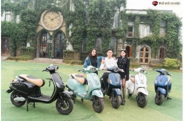 Chi tiết 3 dòng xe máy điện nhỏ gọn cực xinh được nữ sinh lựa chọn