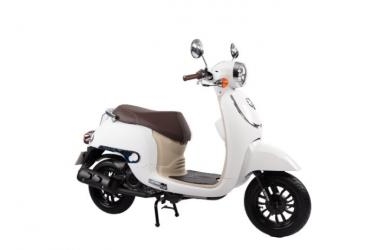 Hàng loạt xe máy ga 50cc cho học sinh nữ đáng để thử dù chỉ 1 lần