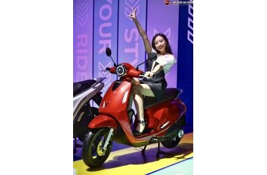 Điểm qua những nét nổi bật ở Xe Máy Điện Vinfast Evo 200 Lite Đỏ