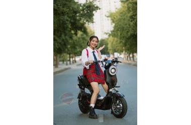 Giá xe đạp điện của Thế Giới Xe Điện xóa tan mối lo của các bậc phụ huynh