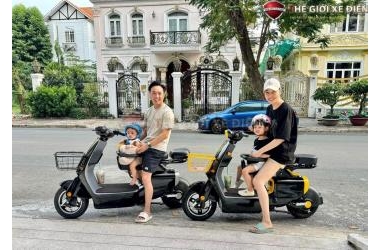 Anh Cường Đô La và Gia Đình đã Chọn xe đạp điện VC