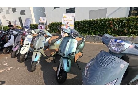 Tham dự hội nghị khách hàng và ra mắt sản phẩm mới của hãng xe Ally 2024