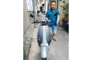 Ông bố tâm lý chọn mua xe đạp điện DK V1 2025 cho con gái tại Thế Giới Xe Điện Quận 3