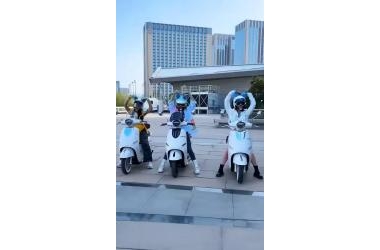 Tailg Queen R71 Mạnh Mẽ Từ Công Nghệ Cuốn Hút Từ Thiết Kế