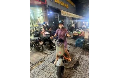 Chị Gái Mua Xe Đạp Điện Tailg GX30 Để Đi Dạo Phố Và Đi Chợ