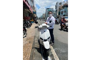 Chồng tâm lý "chốt đơn" tặng vợ chiếc Osakar Nispa Vera P 50cc cực cháy!