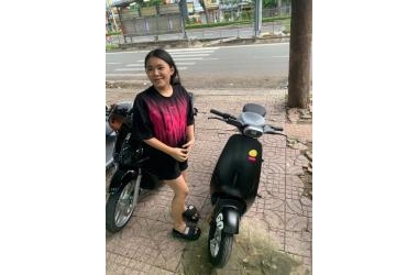 Em gái cá tính “quất liền” TailG Hotgirl GR55 đen nhám tại Thế Giới Xe Điện Quận 12