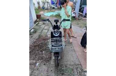 Chị khách hàng đáng yêu rinh ngay xe đạp điện Tailg JS32