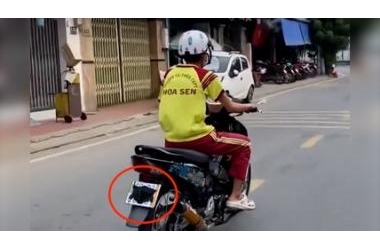 Hình ảnh thiếu niên che biển số, lái xe độ trên đường Phú Châu thu hút dư luận