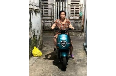 Chếc xe đạp điện Osakar Heidi được giao tận tay cho chị gái tại Quận 10