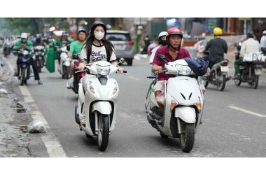 Xe xăng không được đi, xe điện không được gửi: Rốt cuộc đi gì?
